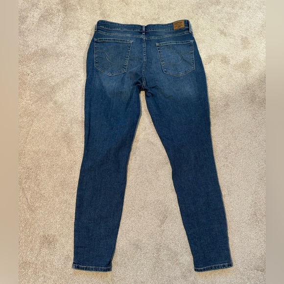 LEVI’S Totally Shaping Skinny Jeans 14M - Picture 7 of 9